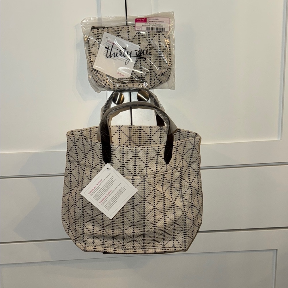 31 Window Shopper w/ Mini Zipper Pouch in Moroccan Tile Weave NIP